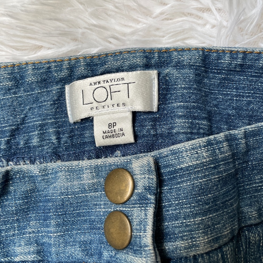 LOFT Denim Mini Skirt 💙 - Picture 4 of 10